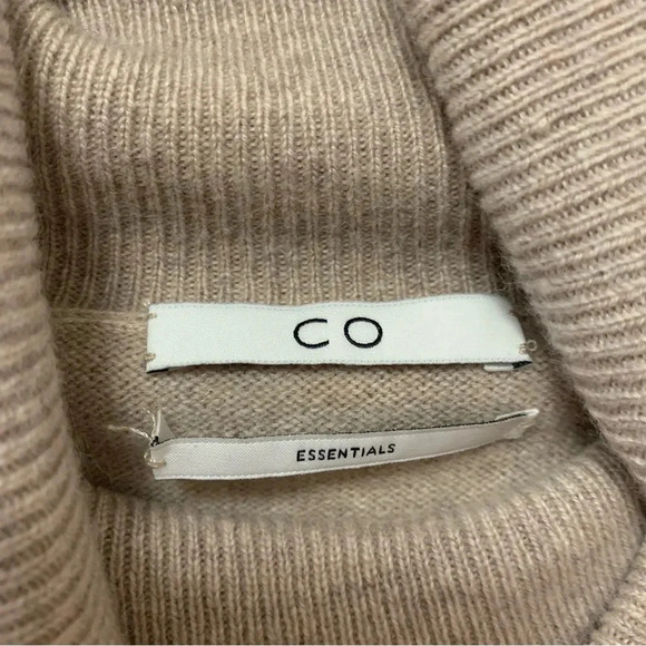 CO Essentials Cashmere Sweater Size Small - Picture 5 of 6